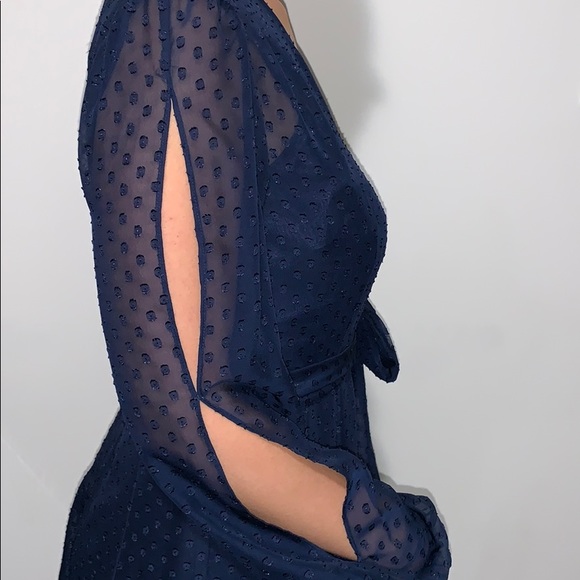 Flowy brand new dress from Tahari - Picture 3 of 3